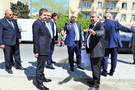 Bakının yollarında aparılan əsaslı təmir-tikinti işlərinə baxış keçirilib