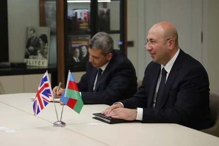 Azərbaycan Böyük Britaniya ilə şəhərsalma məsələlərini müzakirə edib