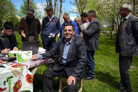 Qəbələdə güzəştli şərtlərlə gübrə satışı təşkil edilib