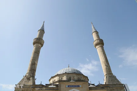 “Şəhidlər” məscidində təmir işləri başa çatıb, axund və imam təyin olunub - FOTOREPORTAJ