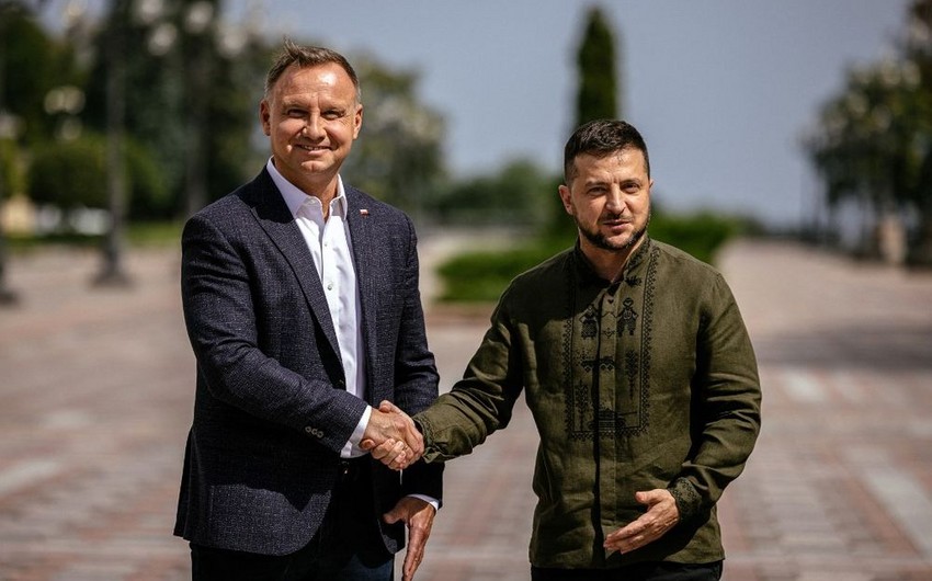 Polish President Duda arrives in Kyiv