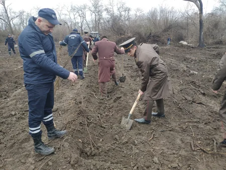 FHN-də “Heydər Əliyev İli”nə həsr olunan silsilə tədbirlər keçirilib