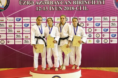 Gənclərin cüdo üzrə Azərbaycan birinciliyində ilk qaliblər məlum olub