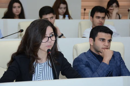 ABŞ səfiri: Neftin qiymətinin ucuzlaşması Azərbaycan üçün ciddi problem yaratmayıb