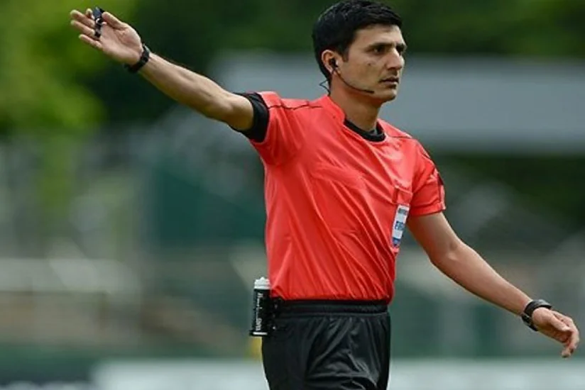 Матч Азербайджан - Беларусь в Баку доверили местной судейской бригаде