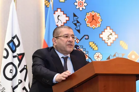 Bakıda İslamiadaya dair diplomatik brifinq keçirilib
