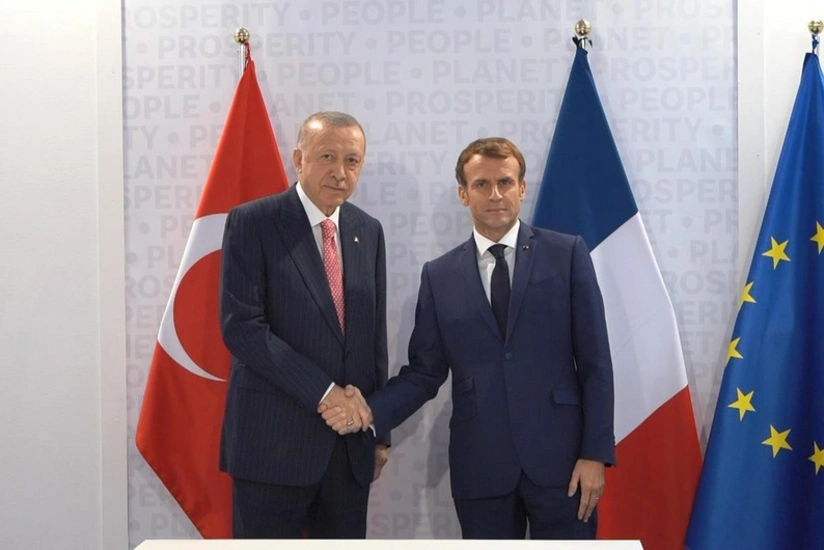 Macron intends to talk by phone with Erdogan