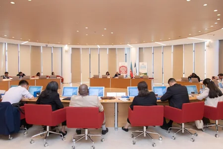 Foreign diplomats briefed on addressing IDP issues in Azerbaijan