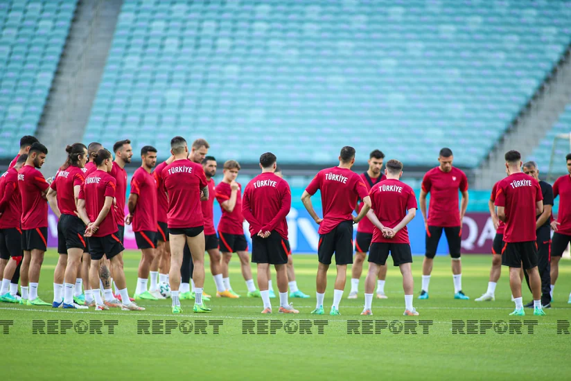 Türkiyə millisi Uelslə oyundan əvvəl son məşqinə çıxdı - FOTOREPORTAJ