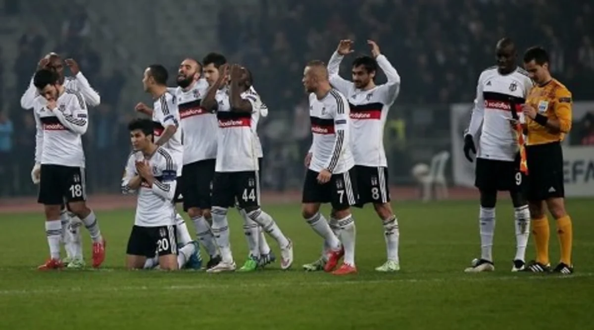 Beşiktaş futbolçuları çempion olsalar mükafat alacaqlar