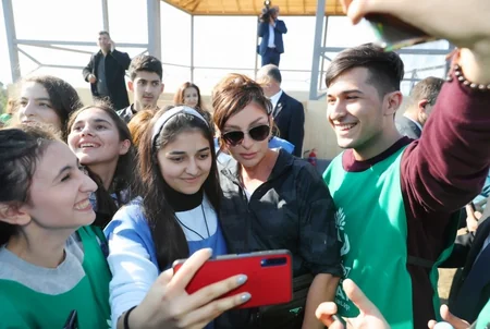President Ilham Aliyev and first lady Mehriban Aliyeva attended tree-planting campaign in Khatai district, Baku