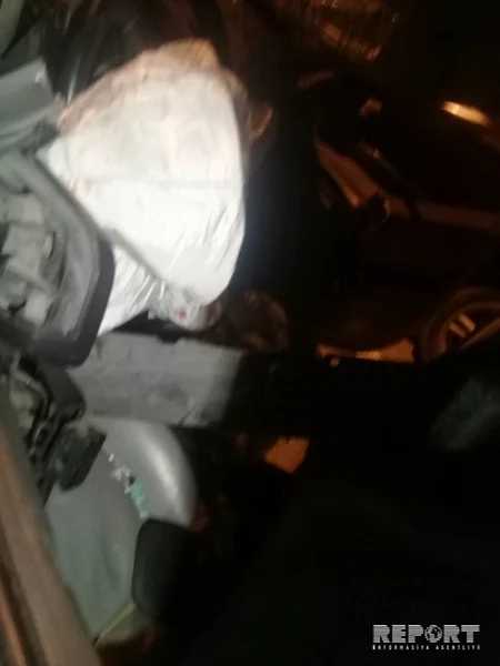 Bakıda sərnişin avtobusu minik avtomobili ilə toqquşub: xəsarət alanlar var - FOTO