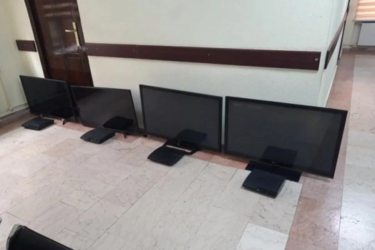 Yasamalda oyun zalından oğurluq edildi