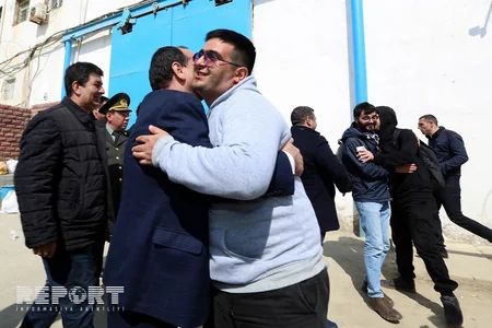 Исполнение распоряжения о помиловании подошло к концу  - ФОТОРЕПОРТАЖ