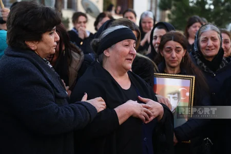 Xocalıda qalıqları aşkarlanan 7 nəfərlə vida mərasimi keçirilib