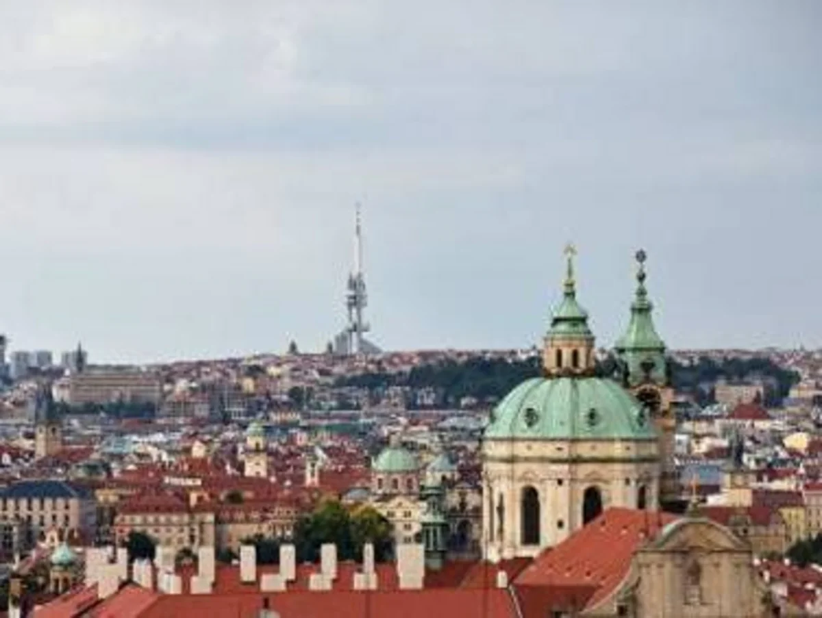 Çexiyada artıq üçüncü nazir diplom işinin plagiatlığına görə istefaya gedə bilər