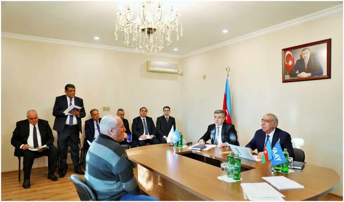 Saleh Məmmədov Siyəzəndə vətəndaşları qəbul edib