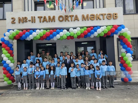 Laçında 32 ildən sonra ilk zəng çalınıb, 2 saylı məktəbdə dərslər başlayıb