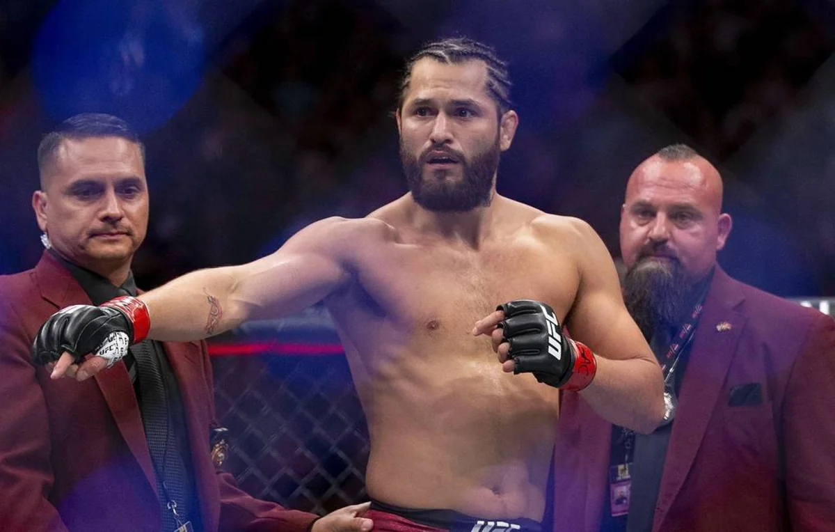 Бразильский боец Масвидаль одержал самую быструю победу в UFC - ВИДЕО