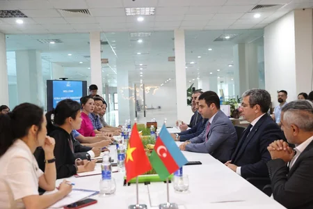 Azərbaycan və Vyetnam arasında bir sıra sənədlər imzalanıb