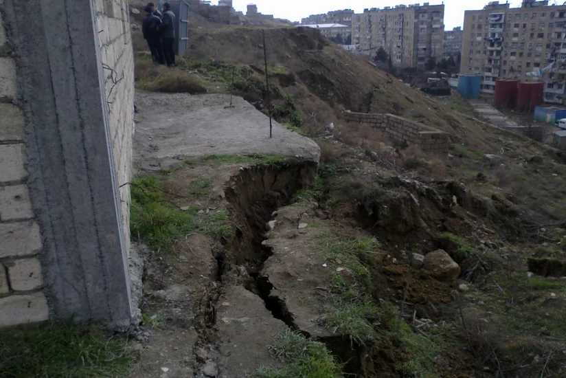 ETSN: Yağıntıların normadan artıq olması nəticəsində yeni sürüşmə sahələri əmələ gəlib