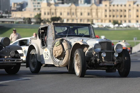 “Pekin-Paris” ralli iştirakçıları Şamaxıdan yürüşə davam ediblər