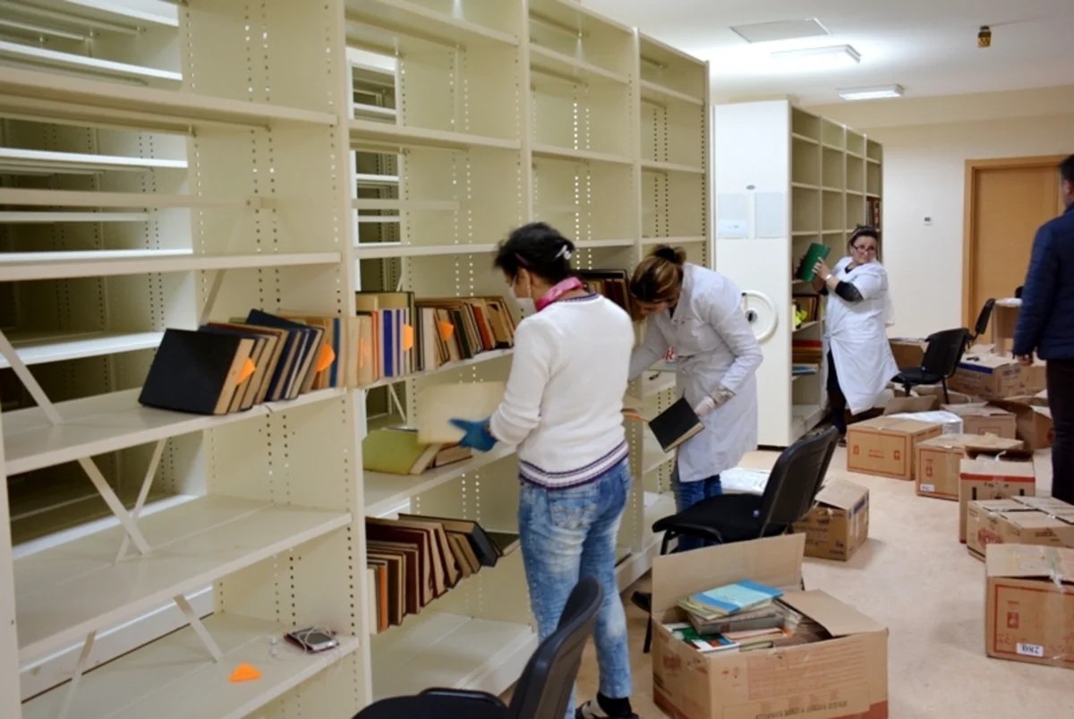 Mərkəzi Elmi Kitabxanaya köçürülən 143 min kitab inventarlaşdırılıb
