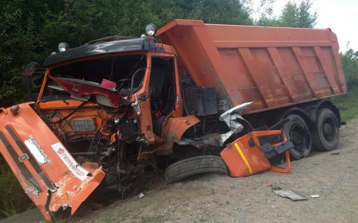 В Товузе перевернулся грузовик