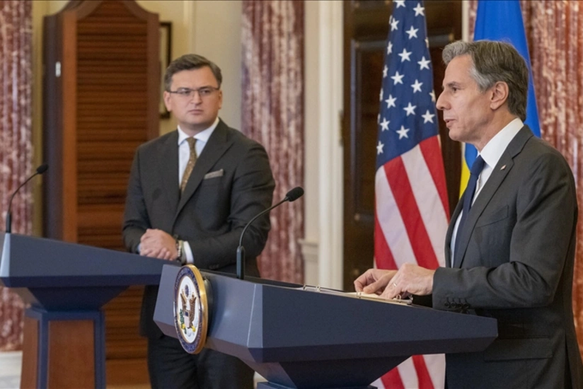 ABŞ-ın dövlət katibi və Ukraynanın XİN başçısı arasında telefon danışığı olub