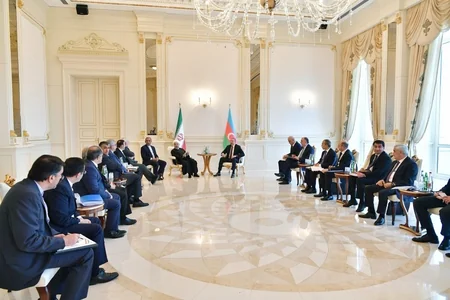 Azərbaycan Prezidenti ilə İran Prezidentinin görüşü olub - YENİLƏNİB