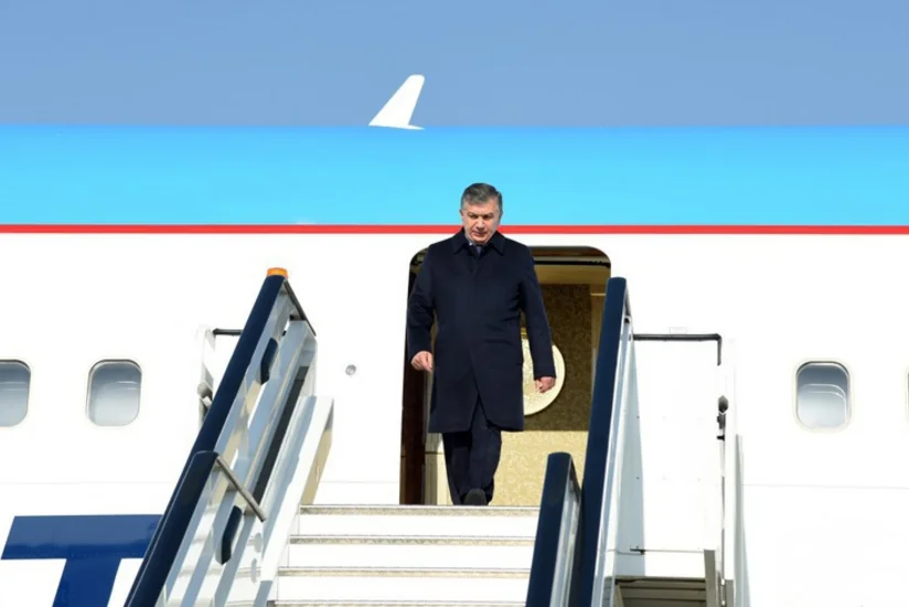 Uzbek president arrives with first visit to Tajikistan