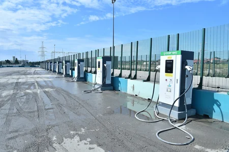 Bakı Olimpiya Stadionunun yaxınlığında 80 kubmetrdən çox yağış suyu təmizlənib