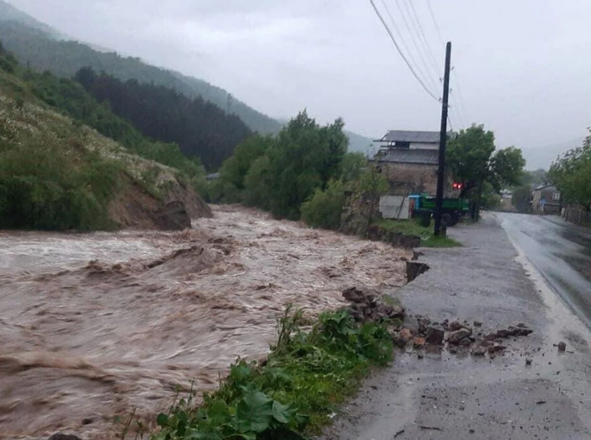 Death toll in Armenia flooding climbs to four