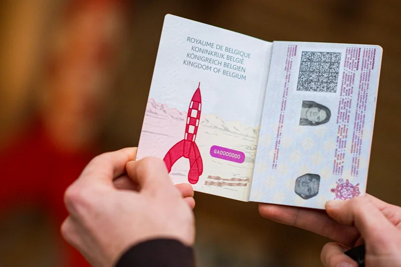 В Бельгии введут паспорта с картинками из комиксов