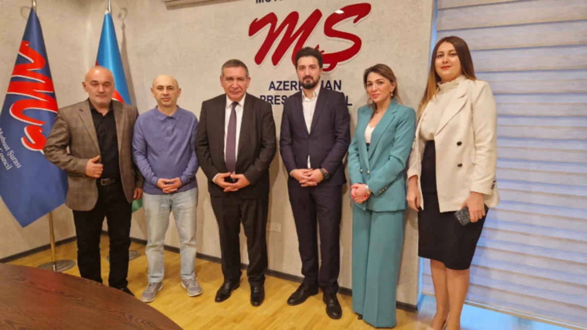 Mətbuat Şurasında Azərbaycan İdman Jurnalistləri İctimai Birliyinin nümayəndələri ilə görüş olub