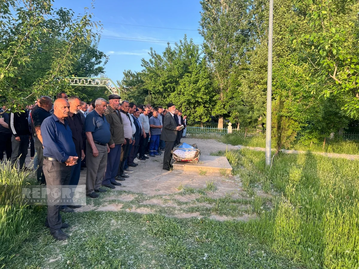 Sədərəkdə sursat partlayışı nəticəsində həlak olan mülki şəxslər dəfn edilib