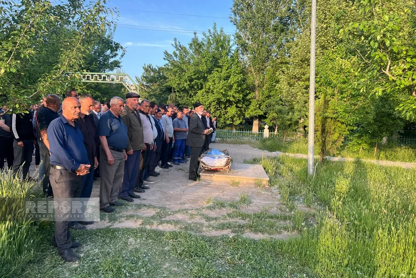 Sədərəkdə sursat partlayışı nəticəsində həlak olan mülki şəxslər dəfn edilib