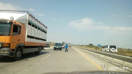 Silah-sursat anbarında partlayışla əlaqədar bağlanan Bakı-Quba yolu açılıb - FOTO