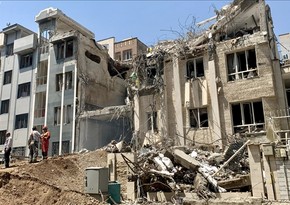 İsrail İranın qərbinə zərbələr endirir