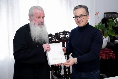 Azerbaijani delegation explores religious sites in Romania