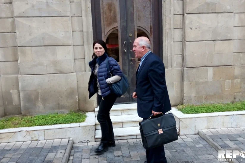 Məhkəmə Maşallah Əhmədova vurduğu ziyanı ödəmək üçün vaxt verib