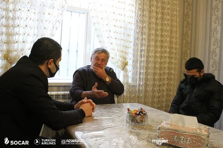 Neftçi klubu şəhid və qazi azarkeşlərinin ailələrini ziyarət etdi