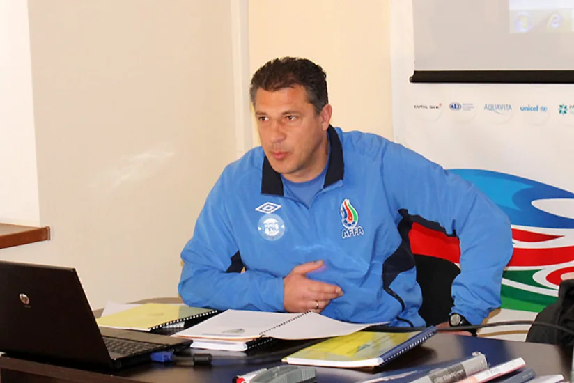 ​Vəli Qasımov: Mən Neftçiyə baş məşqçi yox, idman direktoru kimi gəlmişəm