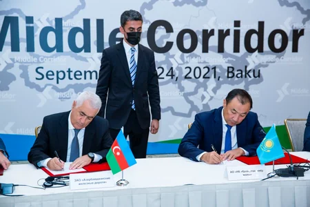 Beynəlxalq Transxəzər Nəqliyyat Marşrutuna dair məsələlər müzakirə olunub