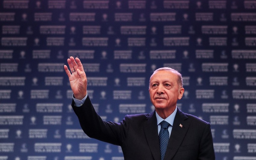 KİV: Türkiyənin hakim partiyasının İcraiyyə Komitəsi yenilənəcək