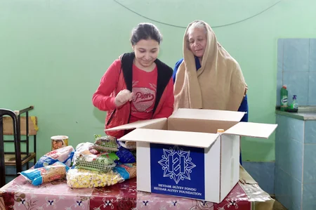 Heydər Əliyev Fondu ünvanlı sosial yardım alan ailələrə Novruz sovqatları paylayıb