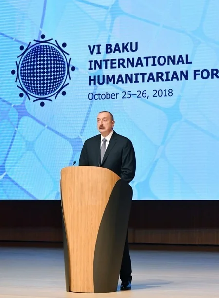 Prezident İlham Əliyev Bakıda VI Beynəlxalq Humanitar Forumun rəsmi açılış mərasimində iştirak edib - VİDEO - YENİLƏNİB