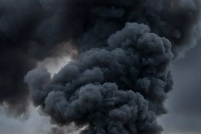 На свалке в Канаде горят сотни автомобилей