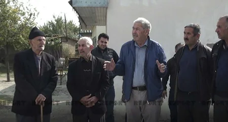 Kürdəmirin Muğanlı kəndində yol problemi sakinlərin narazılığına səbəb olub