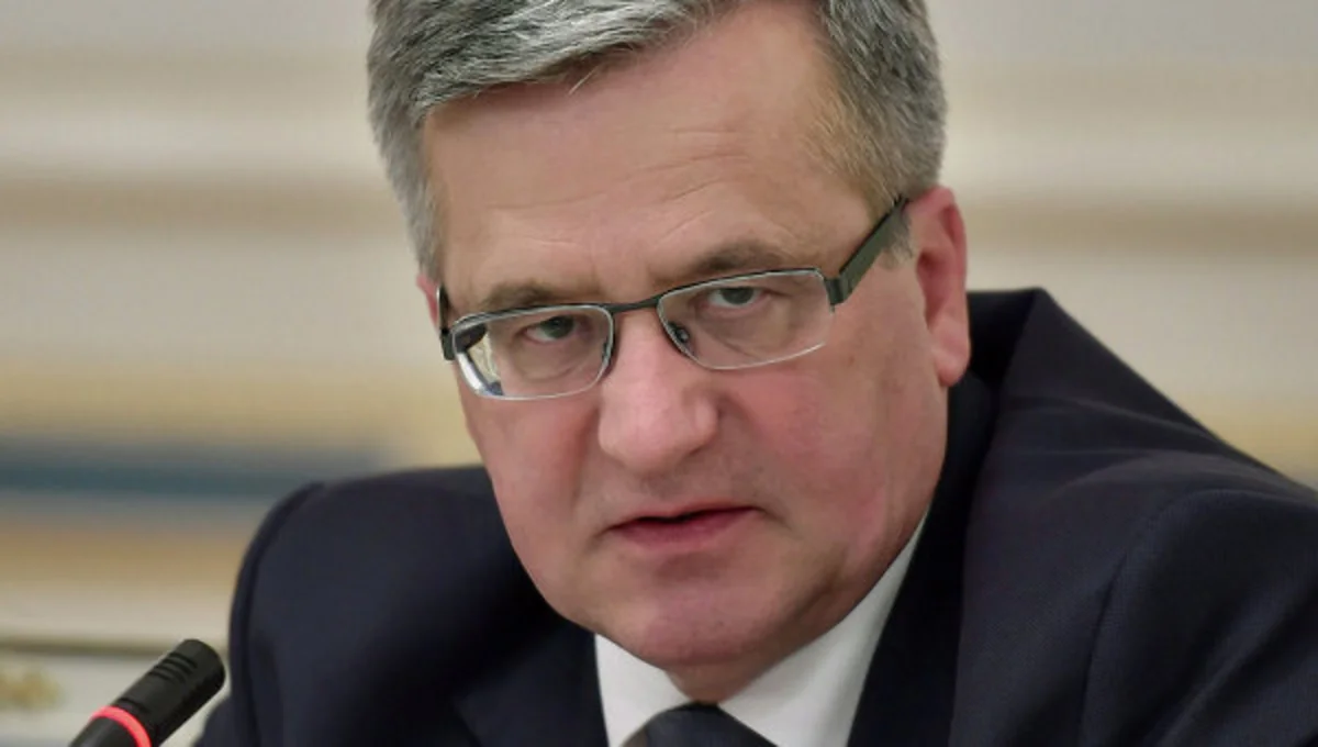 Коморовский призвал поляков к интеграции с ЕС и НАТО